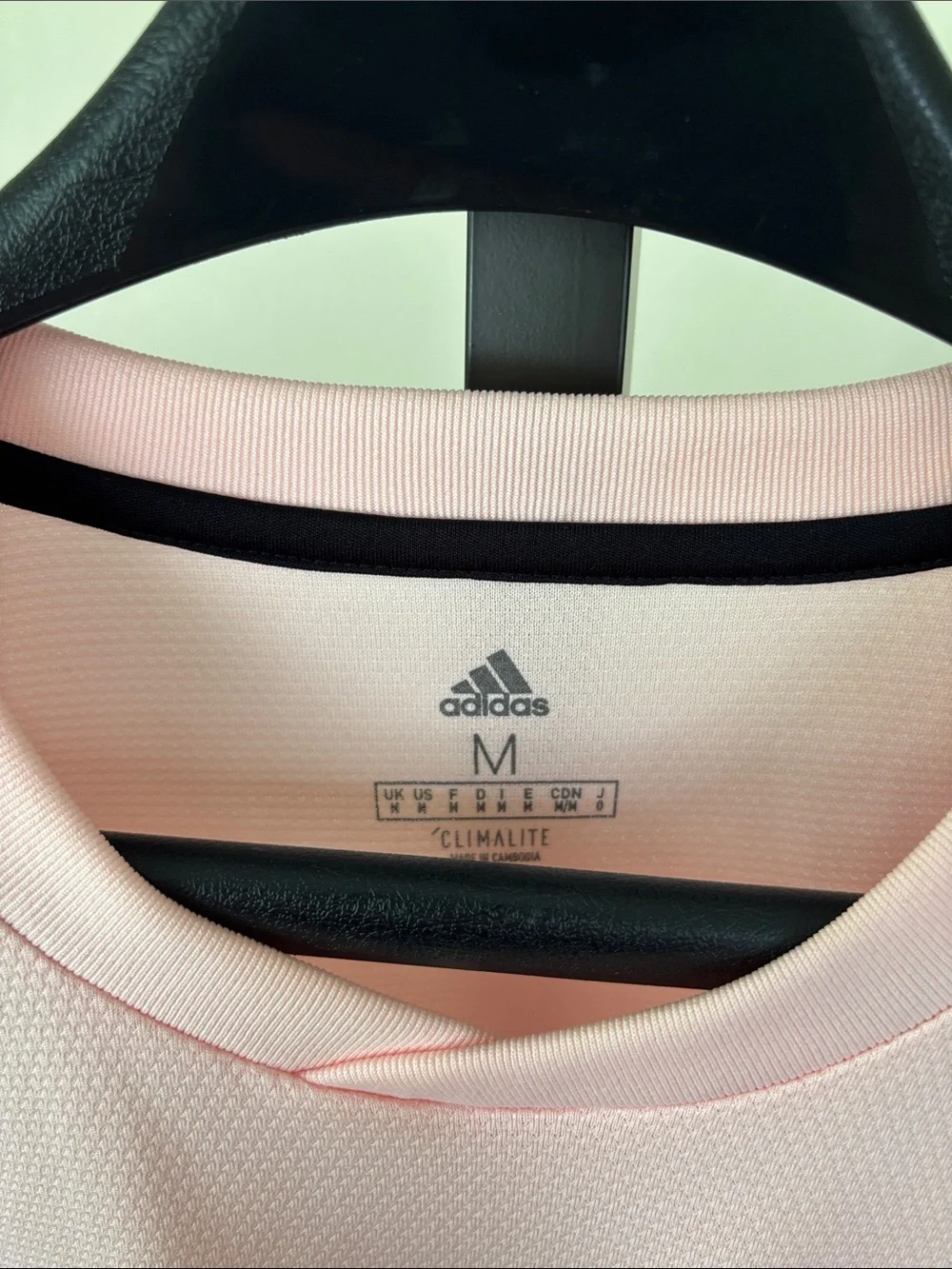 adidas Manchester United Light Pink Training Jersey